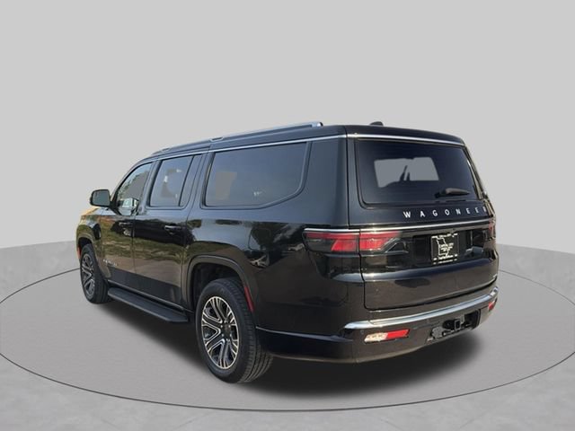 Used 2024 Jeep Wagoneer L Series II w/ Flexible Seating Group AWD/4WD image 5
