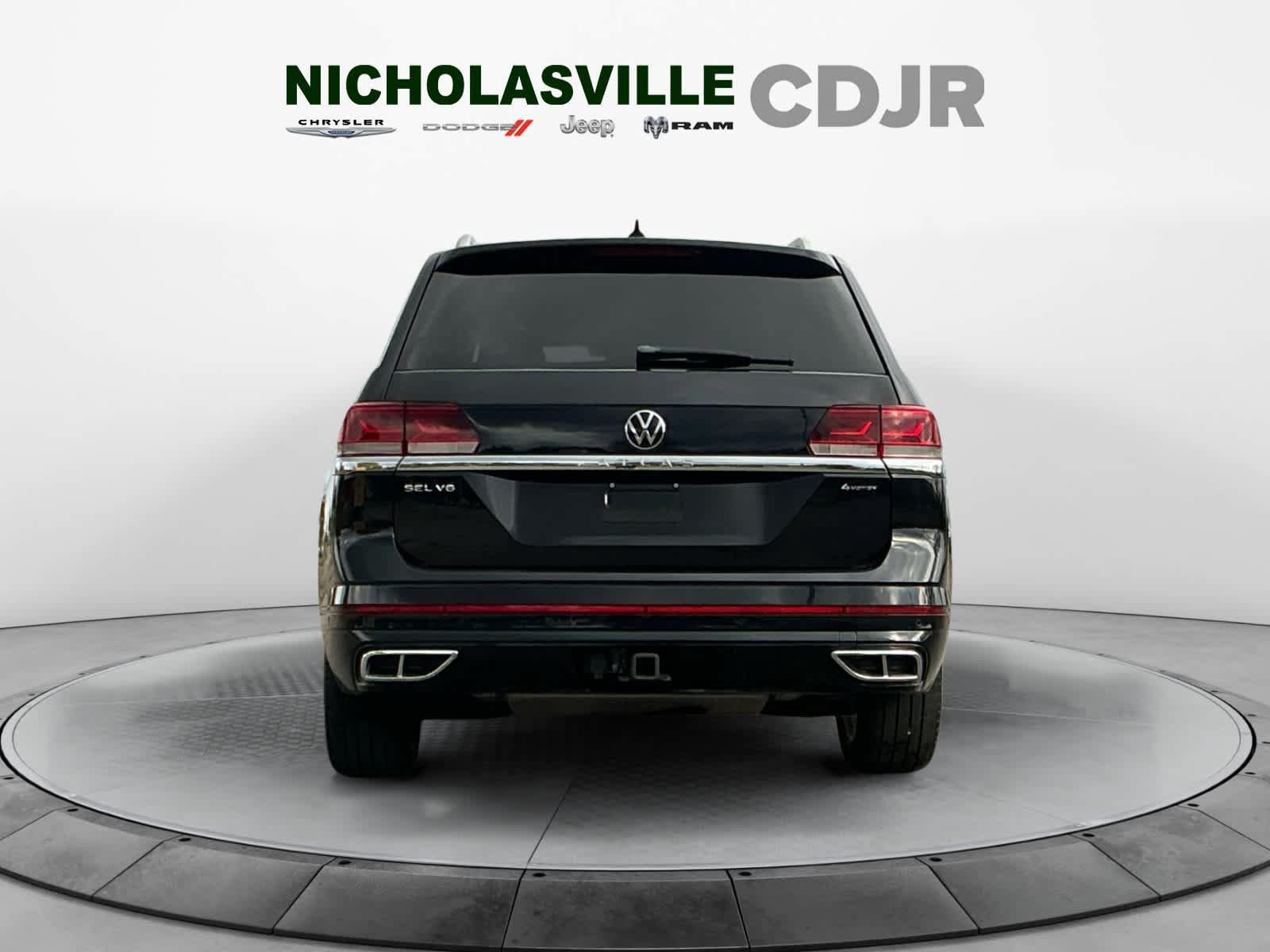Used 2023 Volkswagen Atlas SEL Premium AWD/4WD image 4