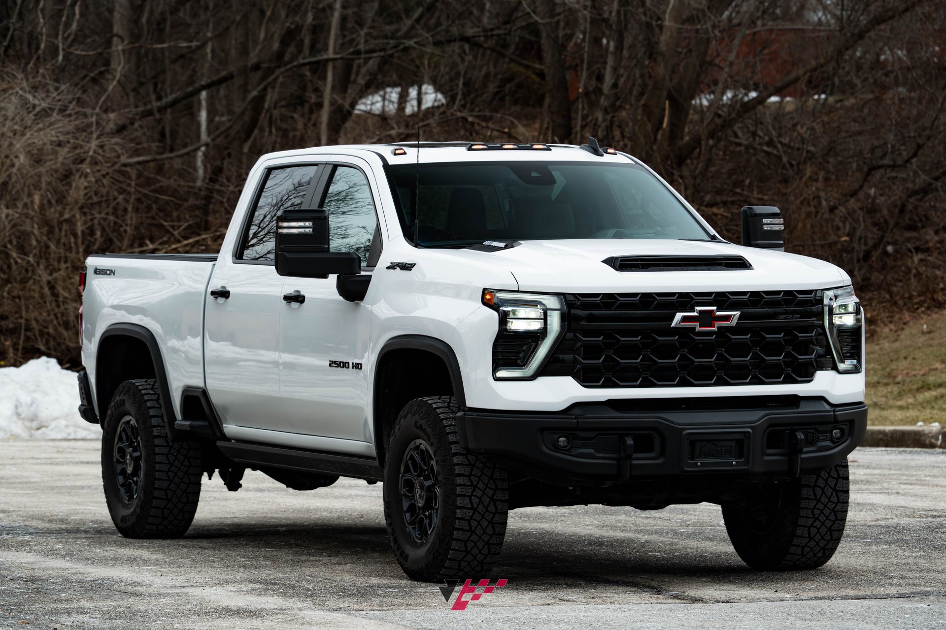 Used 2024 Chevrolet Silverado 2500 ZR2 w/ ZR2 Bison Edition image 4