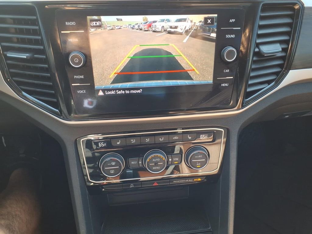 Used 2023 Volkswagen Atlas SE image 15