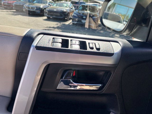 Used 2017 Toyota 4Runner Limited AWD/4WD image 17