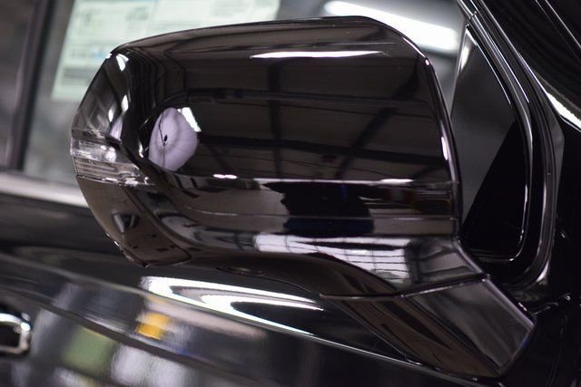 New 2026 Chevrolet Suburban High Country image 18