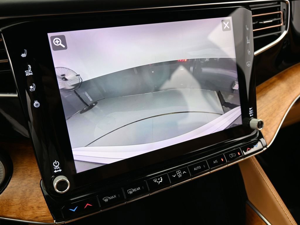 Used 2022 Jeep Grand Wagoneer Series III w/ Rear Seat Video Group 1 image 33