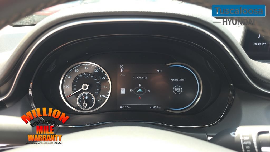 Used 2025 Genesis GV70 2.5T AWD/4WD image 15