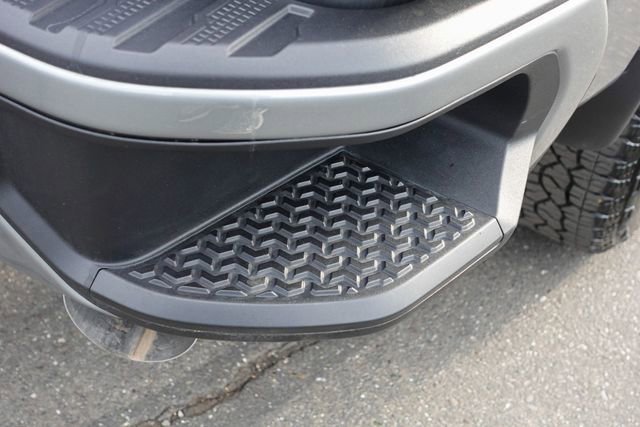 Used 2025 GMC Sierra 2500 Denali Ultimate image 12