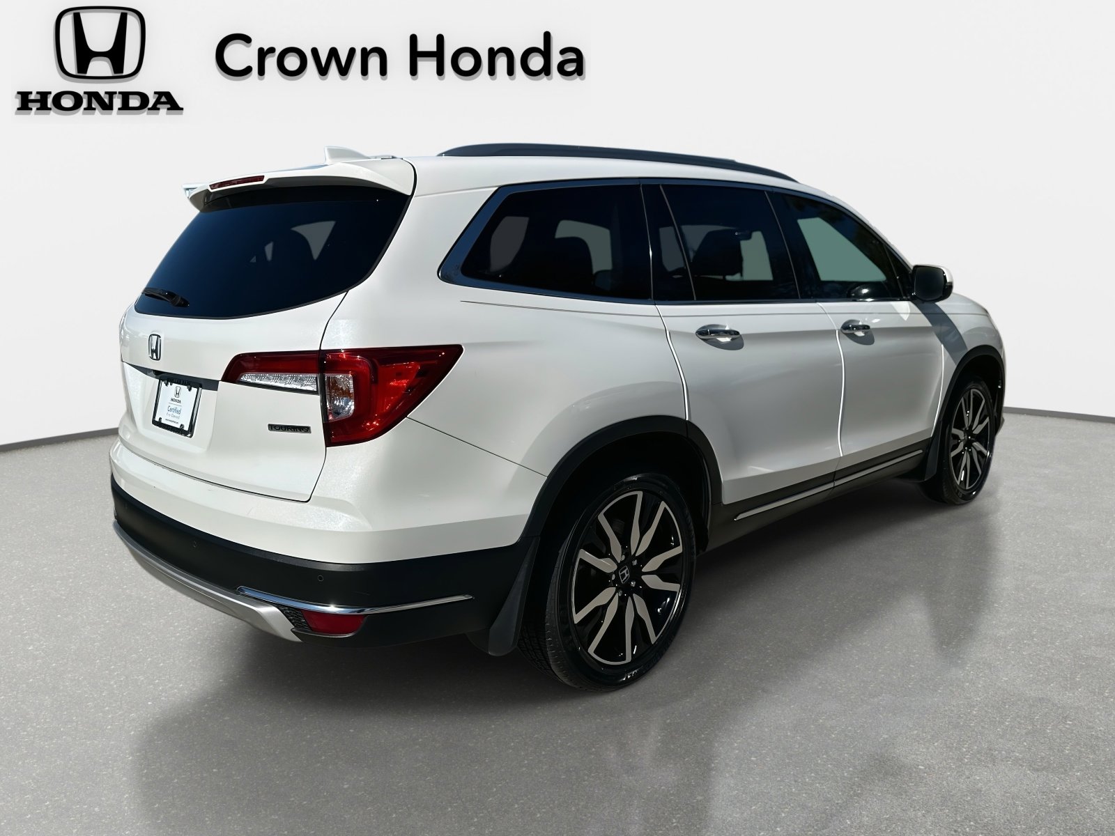 Used 2022 Honda Pilot Touring image 4