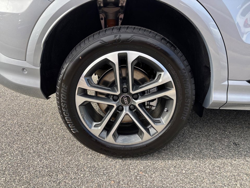 New 2025 Audi Q5 Premium Plus image 23
