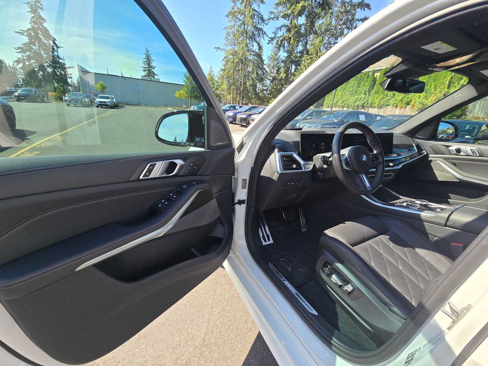 Used 2024 BMW X5 M60i w/ Climate Comfort Package AWD/4WD image 20