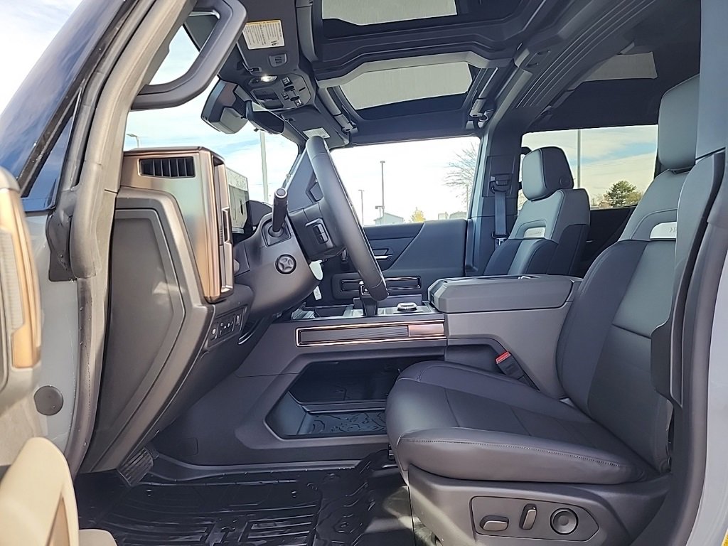 New 2025 GMC Hummer EV 2X image 10