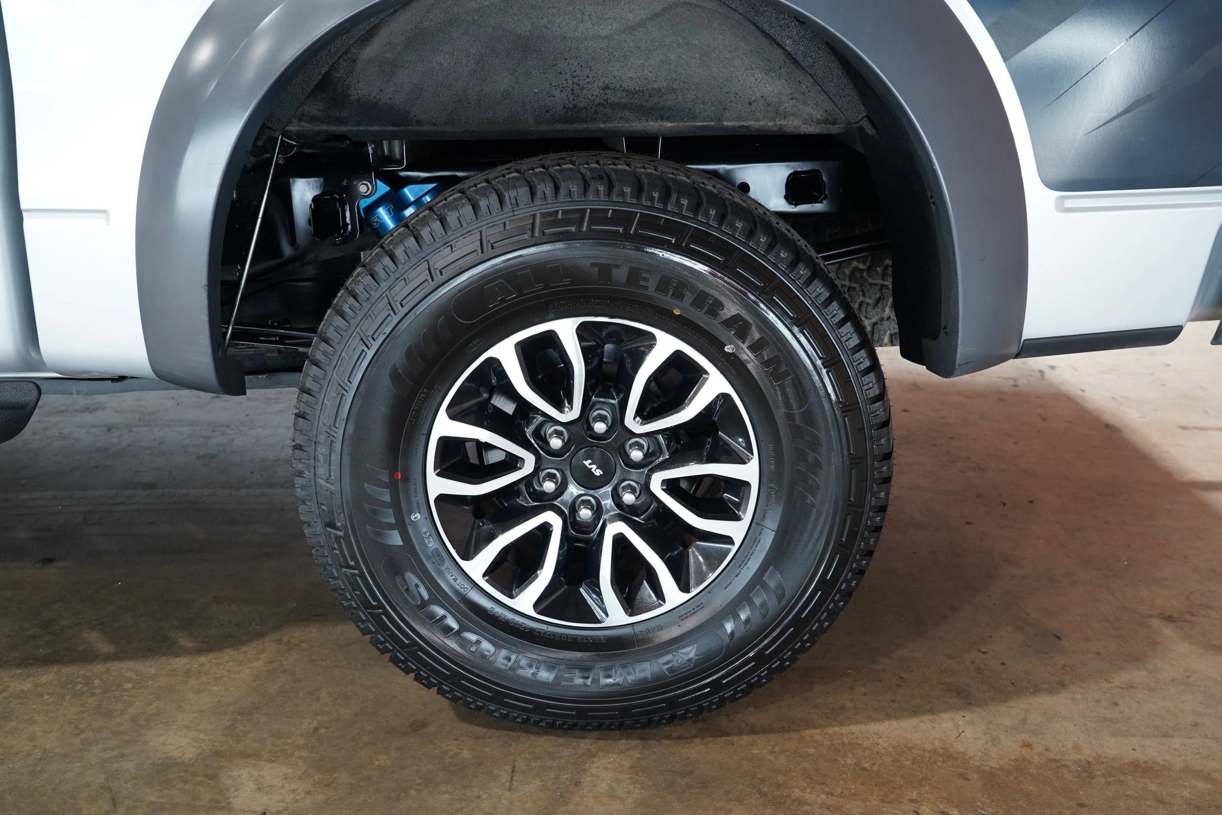 Used 2014 Ford F150 Raptor w/ Equipment Group 801A Luxury image 65