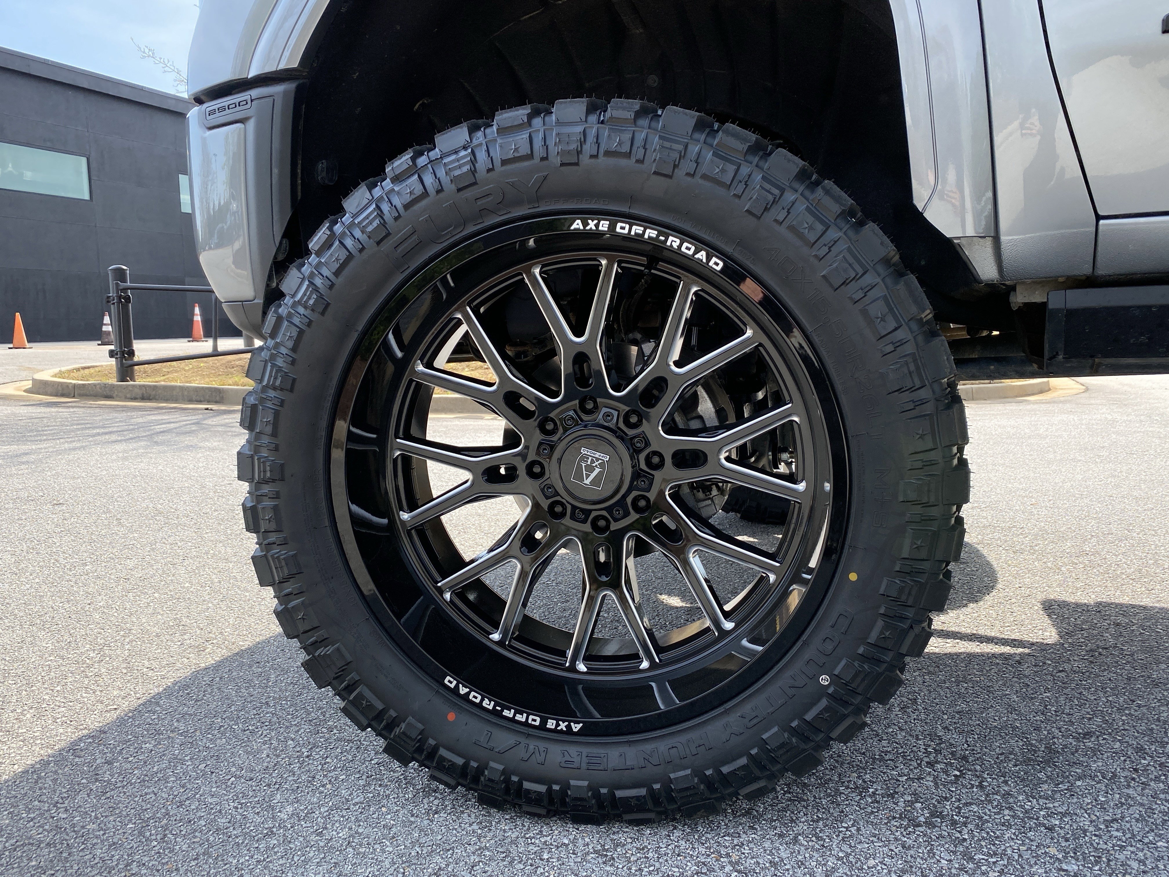 Used 2025 GMC Sierra 2500 AT4 w/ AT4 Premium Plus Package image 17