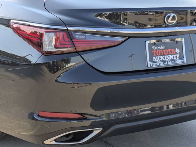 Used 2023 Lexus ES 350 w/ Accessory Package (Z2) FWD image 8
