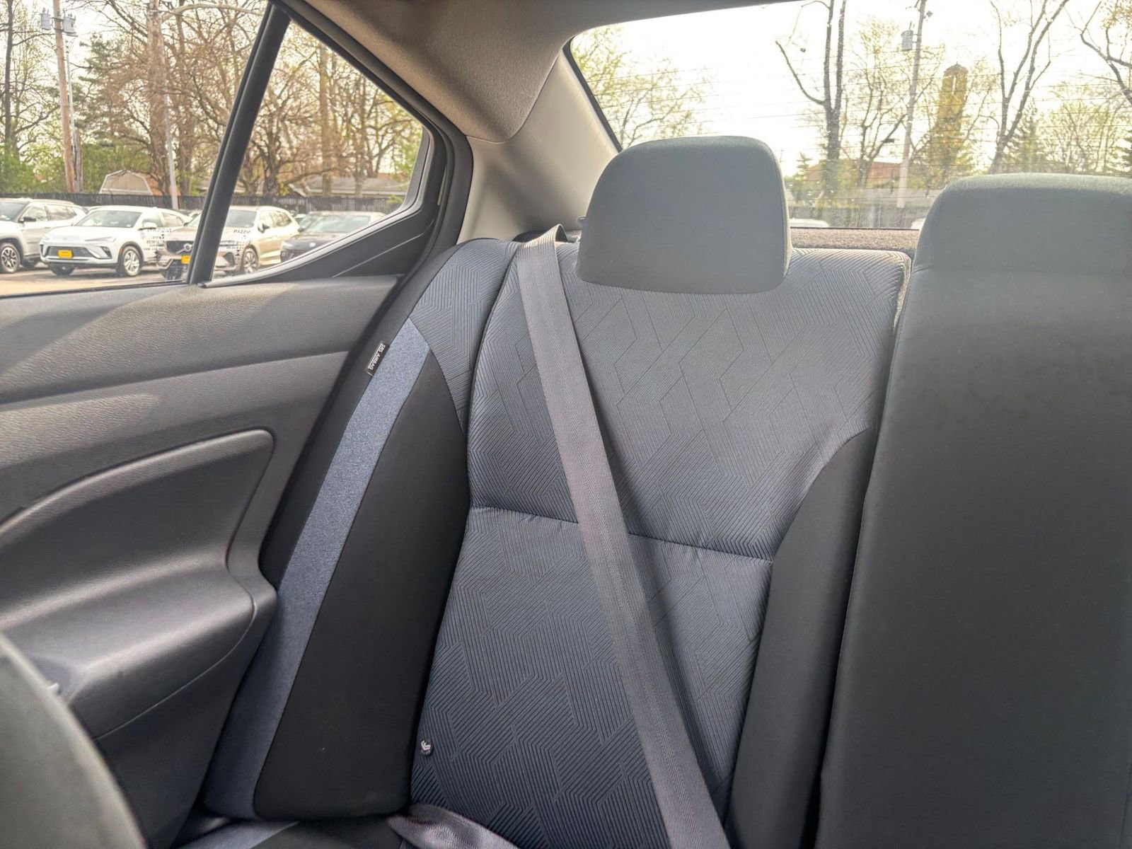 Used 2025 Nissan Versa SV image 37