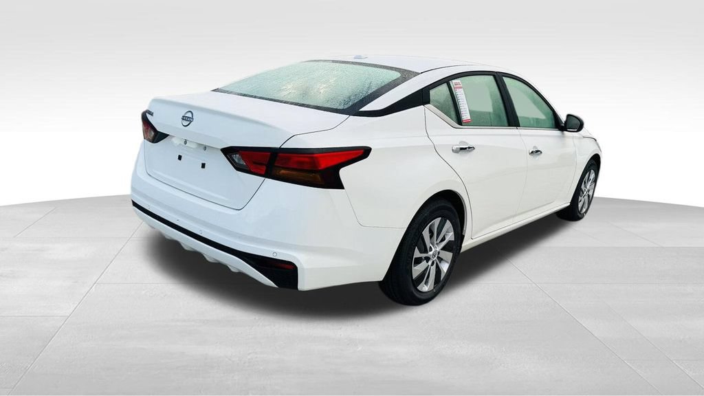 Certified 2025 Nissan Altima 2.5 S FWD image 7