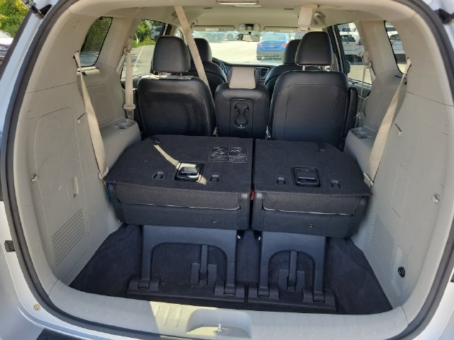 Used 2019 Kia Sedona EX FWD image 7