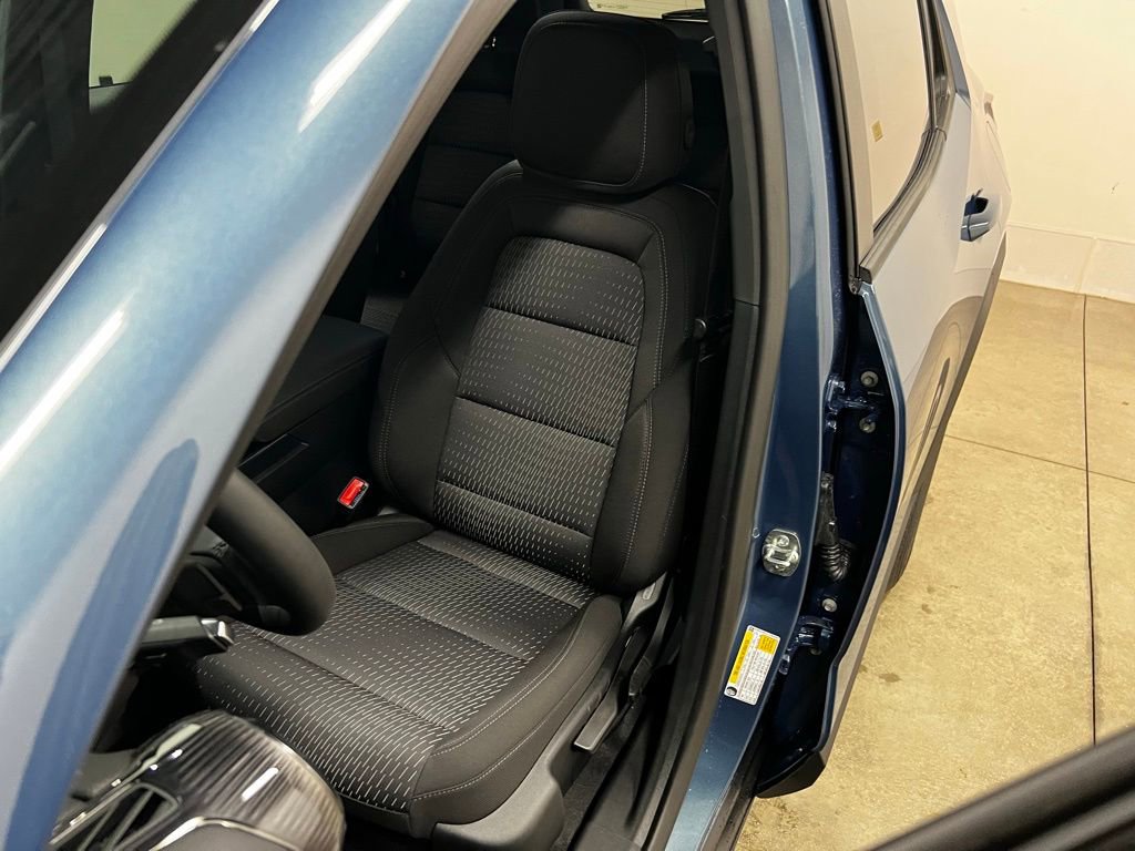 New 2026 Chevrolet Equinox LT w/ Safety and Technology Package image 28