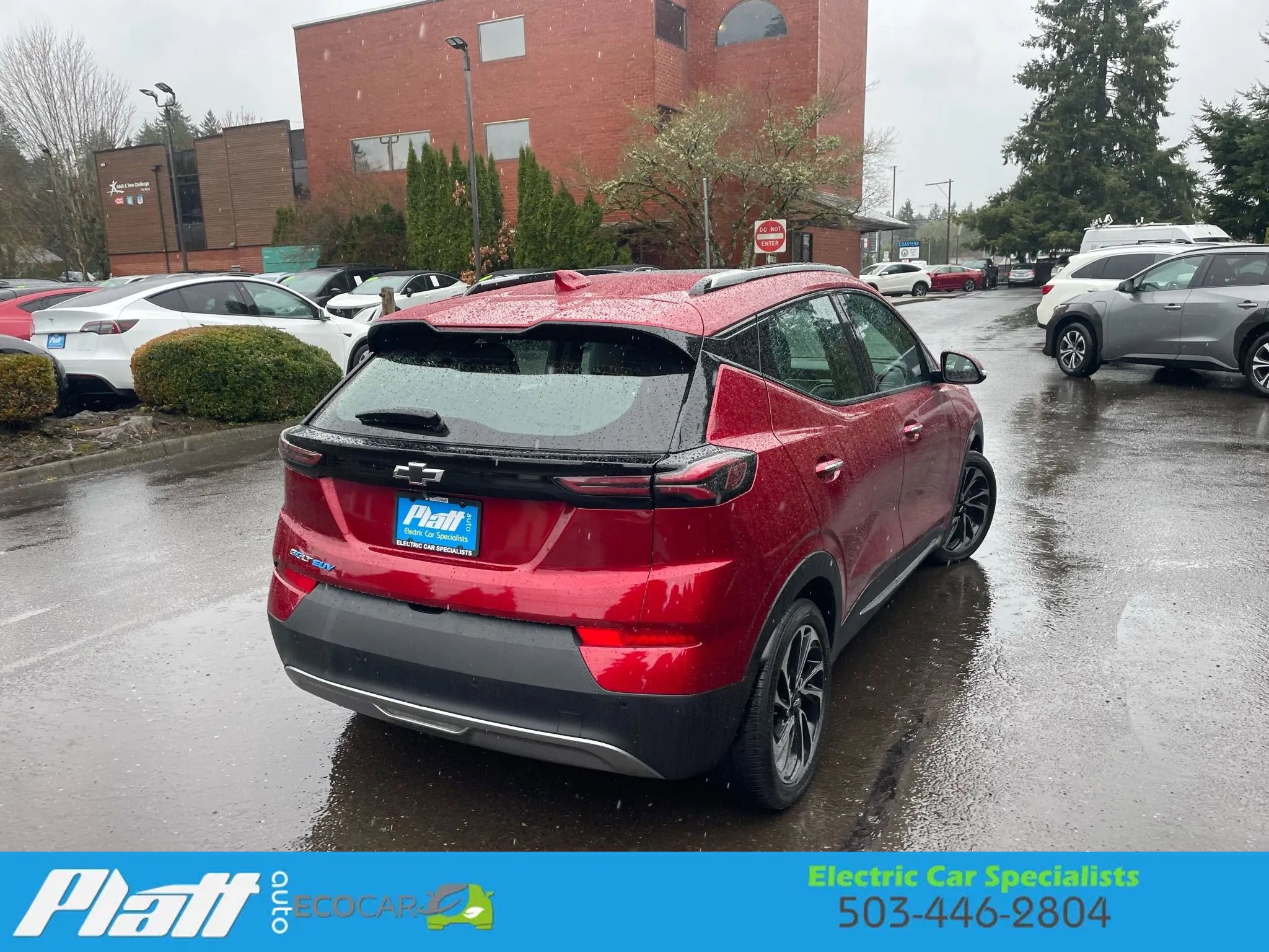 Used 2023 Chevrolet Bolt EUV Premier w/ Sun & Sound Package image 10