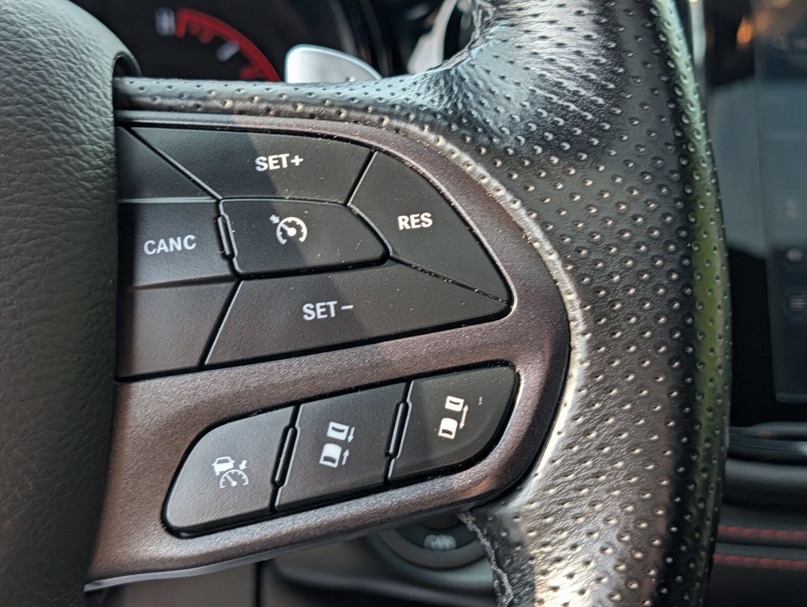 Used 2024 Dodge Durango GT AWD/4WD image 37