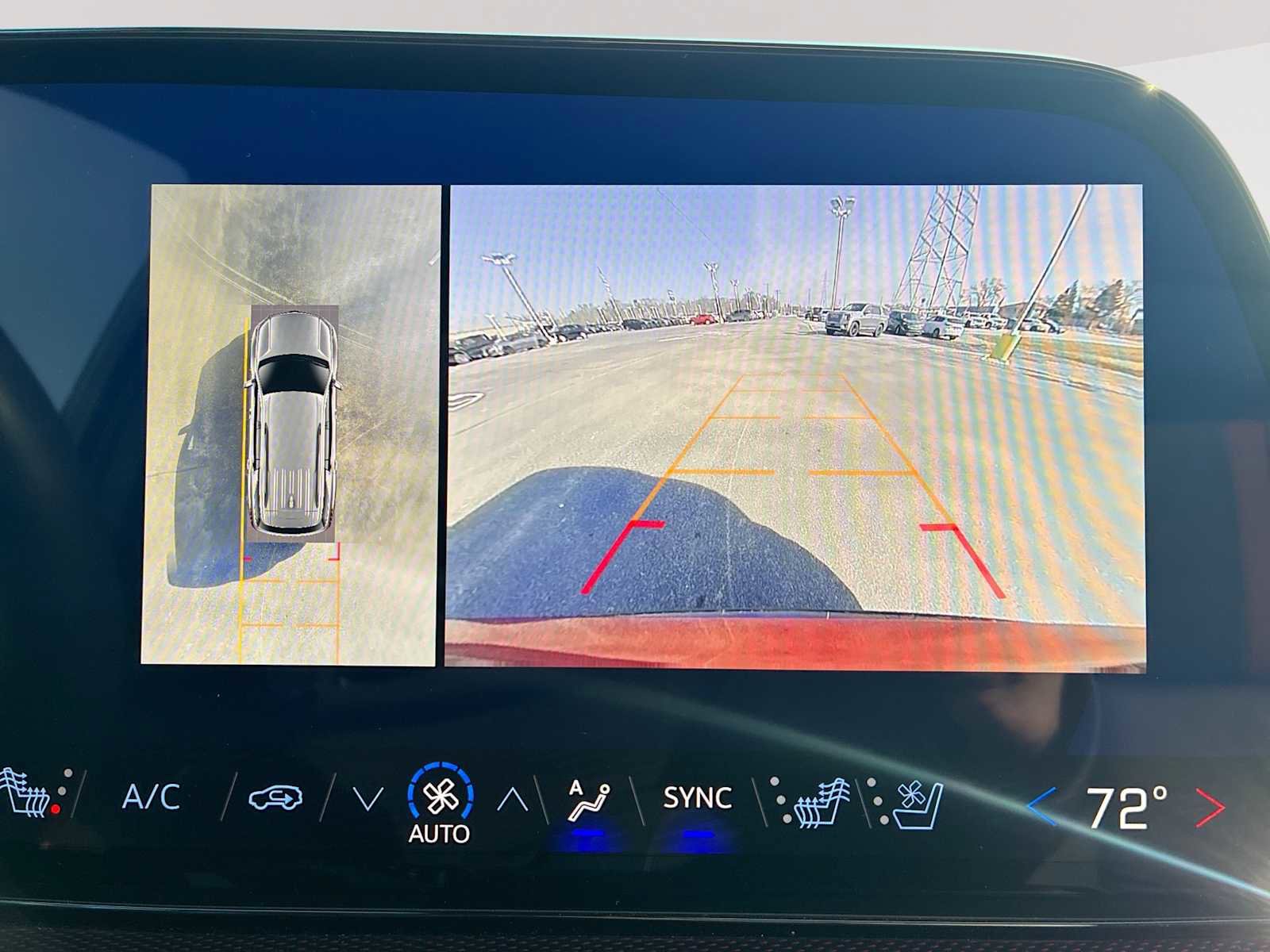 Certified 2024 Chevrolet Traverse RS image 15