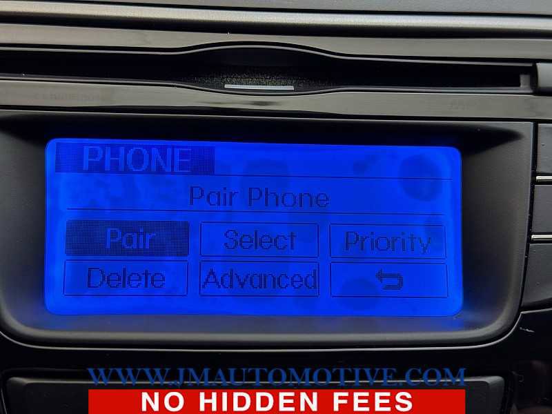 Used 2013 Hyundai Elantra GLS w/ Preferred Pkg FWD image 25