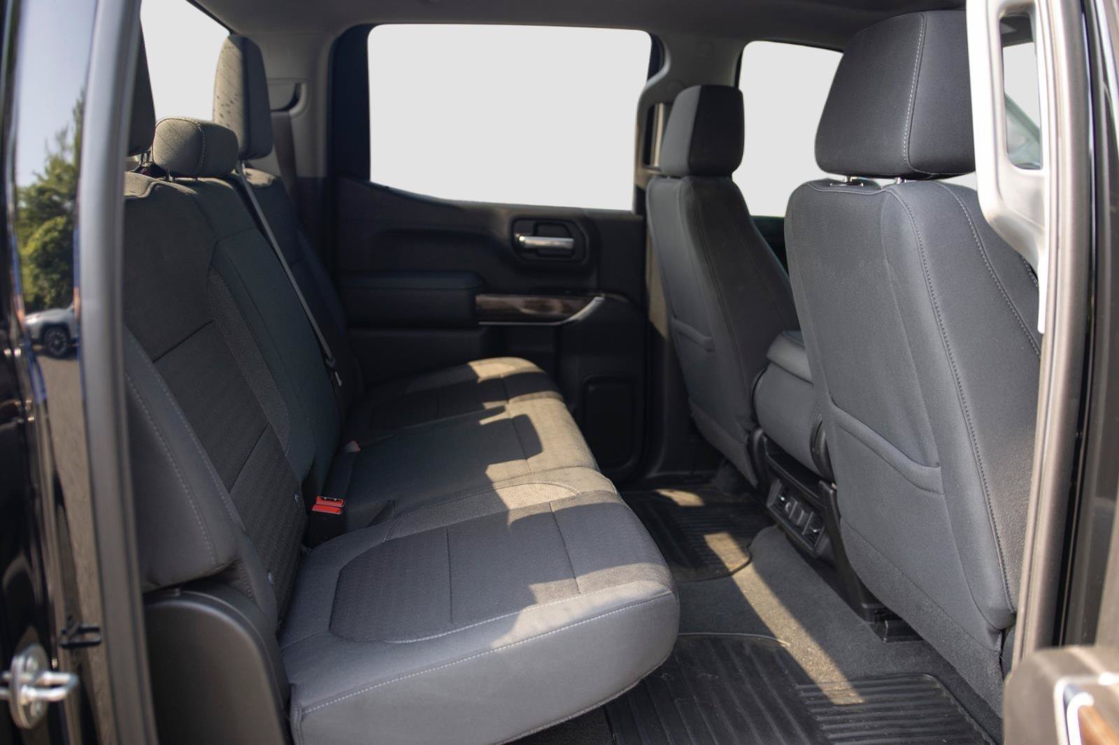 Used 2021 GMC Sierra 1500 SLE AWD/4WD image 15