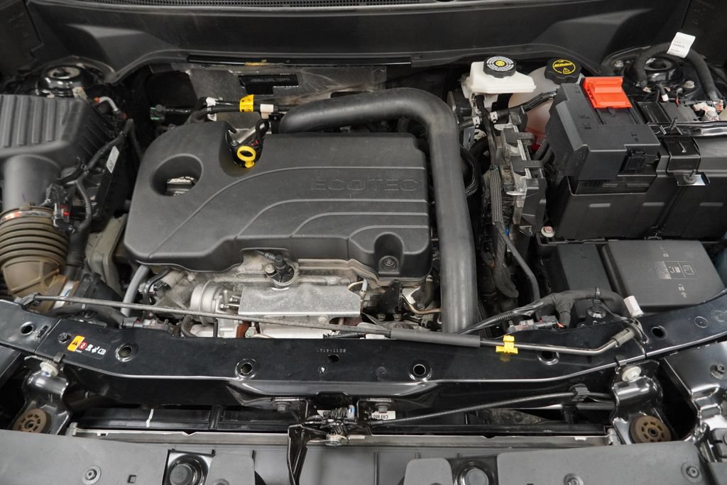Certified 2025 Chevrolet Equinox RS w/ Safety and Technology Package FWD image 44