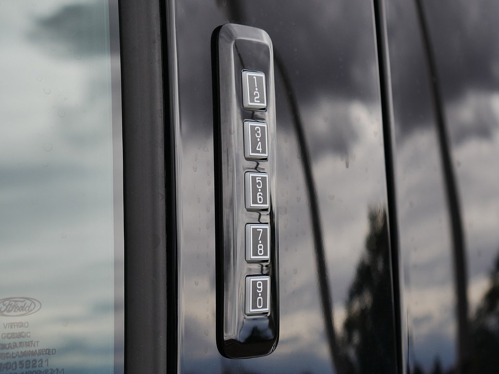 New 2027 Ford F350 Platinum AWD/4WD image 39