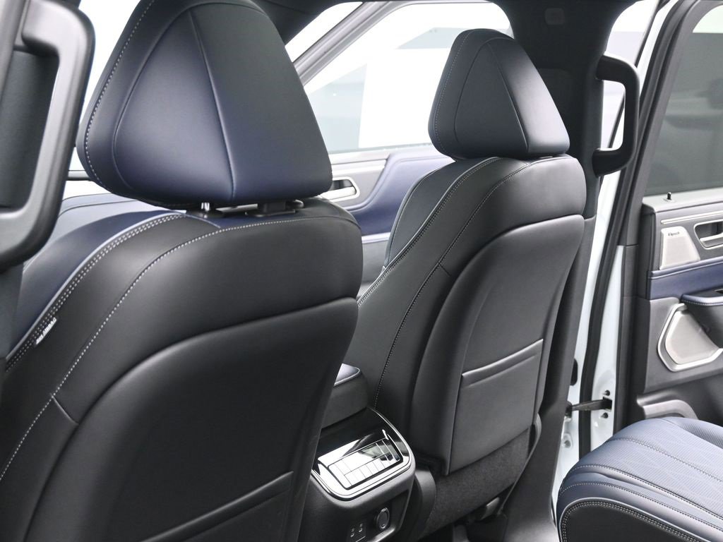 New 2026 INFINITI QX80 4WD image 21