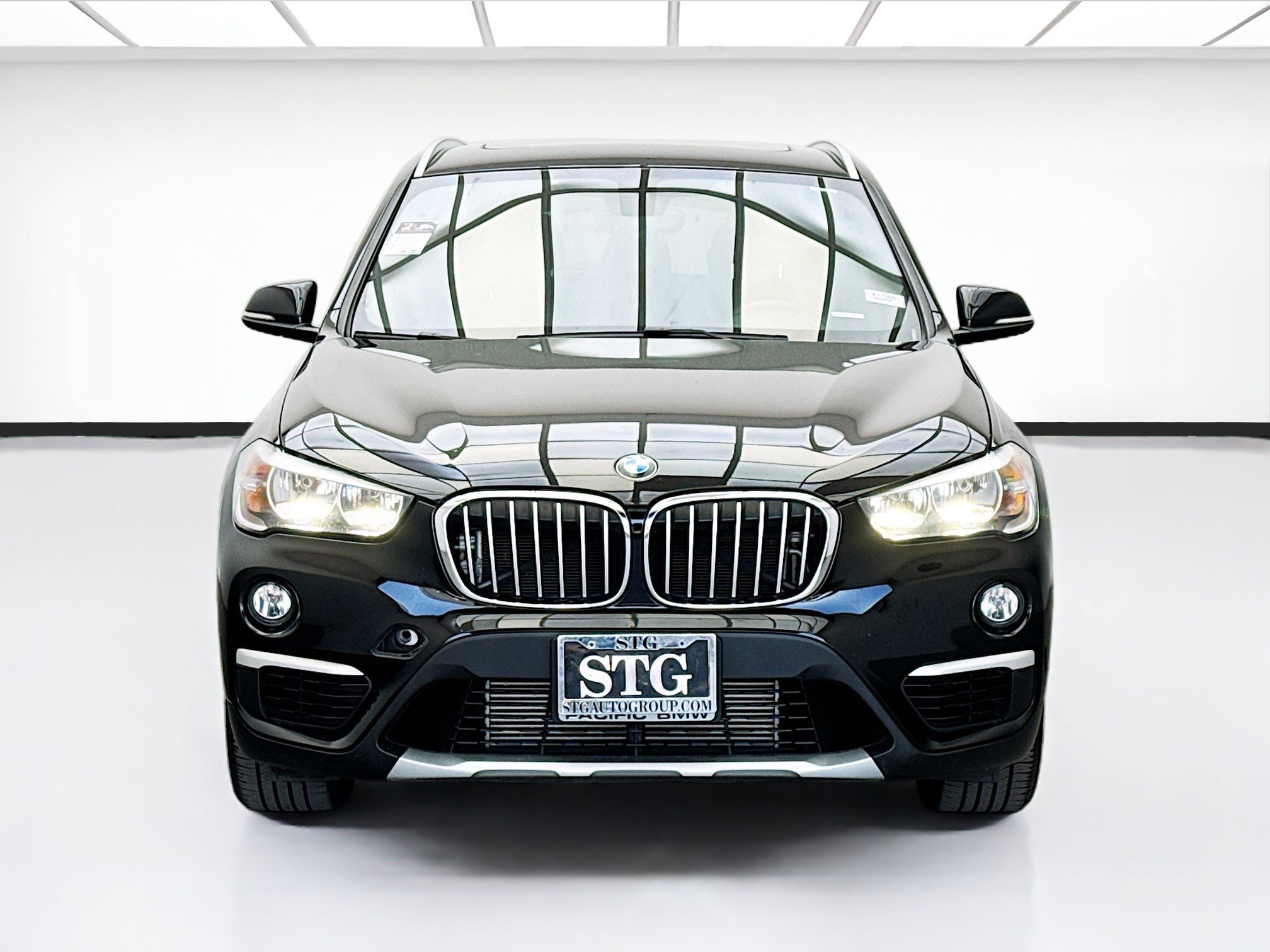 Used 2018 BMW X1 xDrive28i AWD/4WD image 2