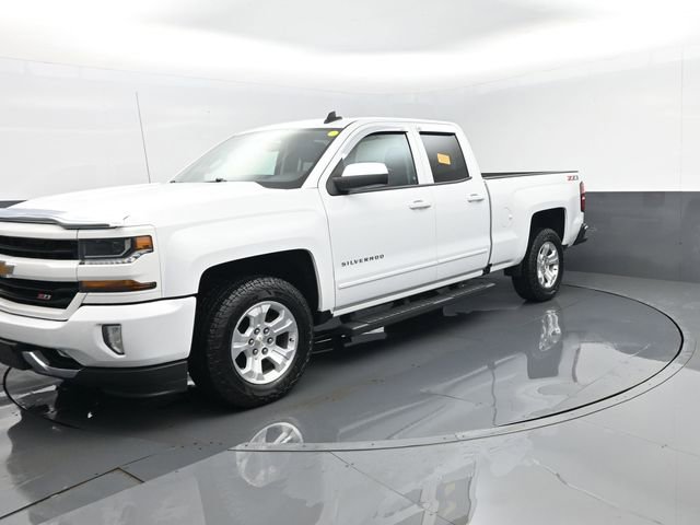 Used 2018 Chevrolet Silverado 1500 LT w/ All Star Edition AWD/4WD image 2