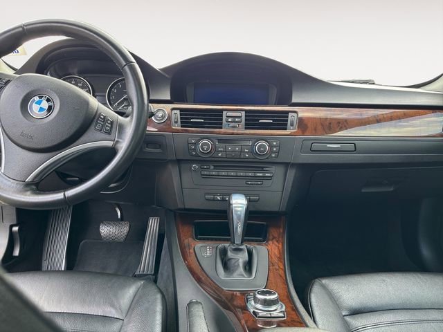 Used 2012 BMW 335i Coupe image 10