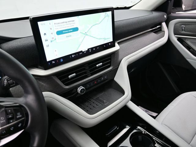 Certified 2025 Ford Explorer Platinum w/ Ultimate Package image 22