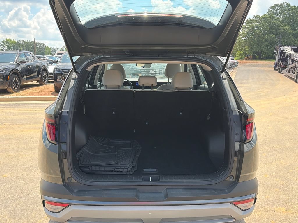 Used 2026 Hyundai Tucson SE FWD image 18