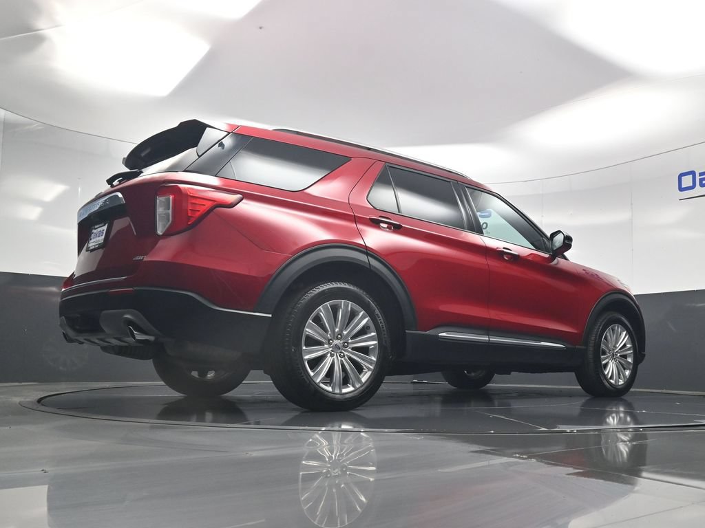 Used 2024 Ford Explorer Limited w/ Equipment Group 301A AWD/4WD image 48