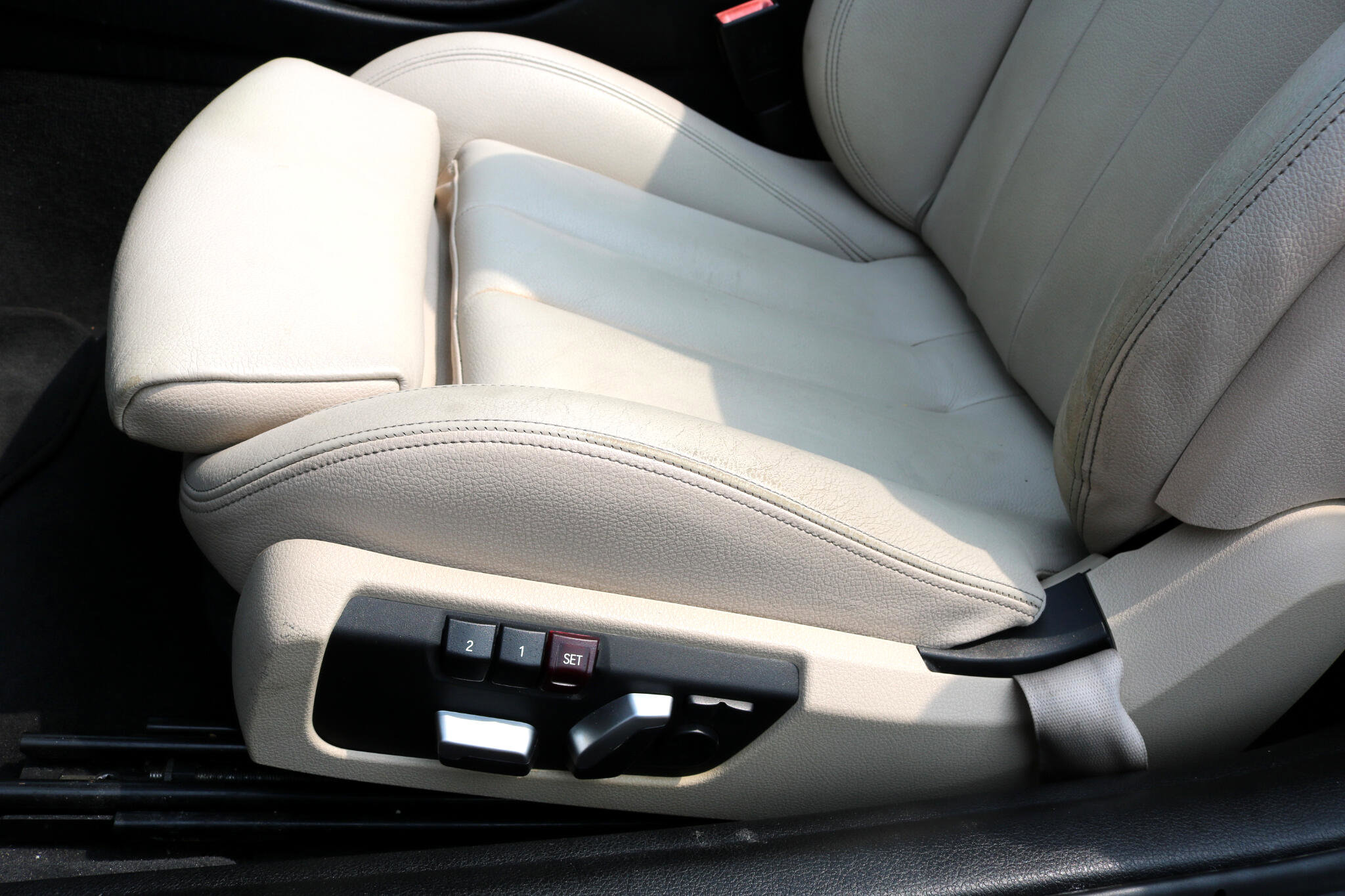 Used 2016 BMW 428i Convertible image 19