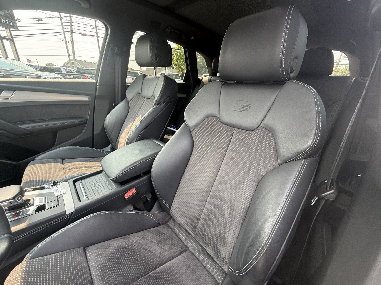 Used 2019 Audi SQ5 Premium Plus w/ Premium Plus Package AWD/4WD image 10