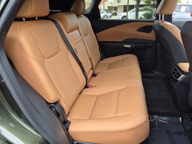 Used 2025 Lexus RX 350 Premium Plus w/ Accessory Package (P1) FWD image 33