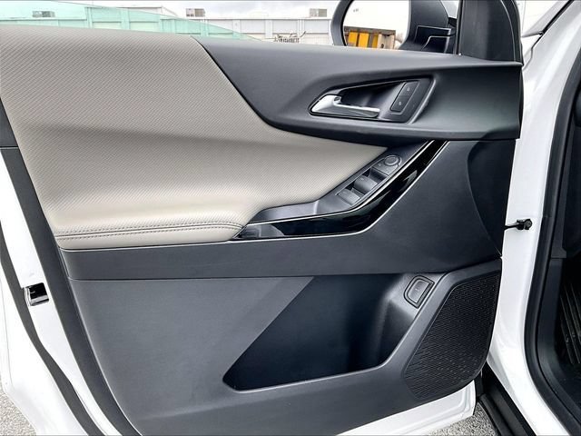 New 2027 Chevrolet Equinox LT w/ Convenience Package II AWD/4WD image 24