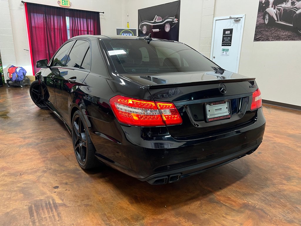 Used 2011 Mercedes-Benz E 63 AMG Sedan image 2