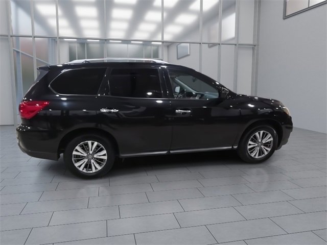 Used 2020 Nissan Pathfinder SL image 9