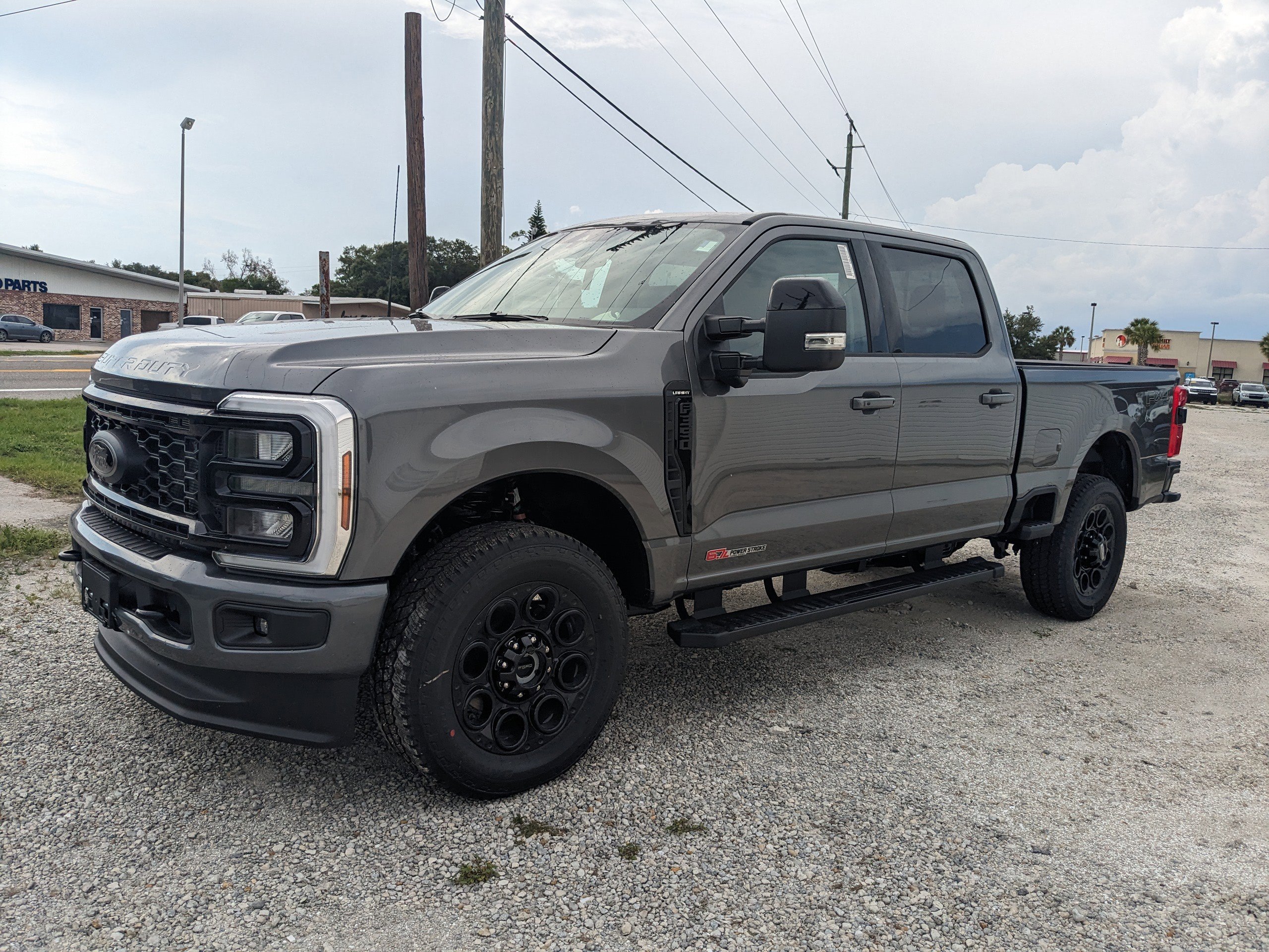 New 2025 Ford F350 Lariat w/ Black Appearance Package image 8