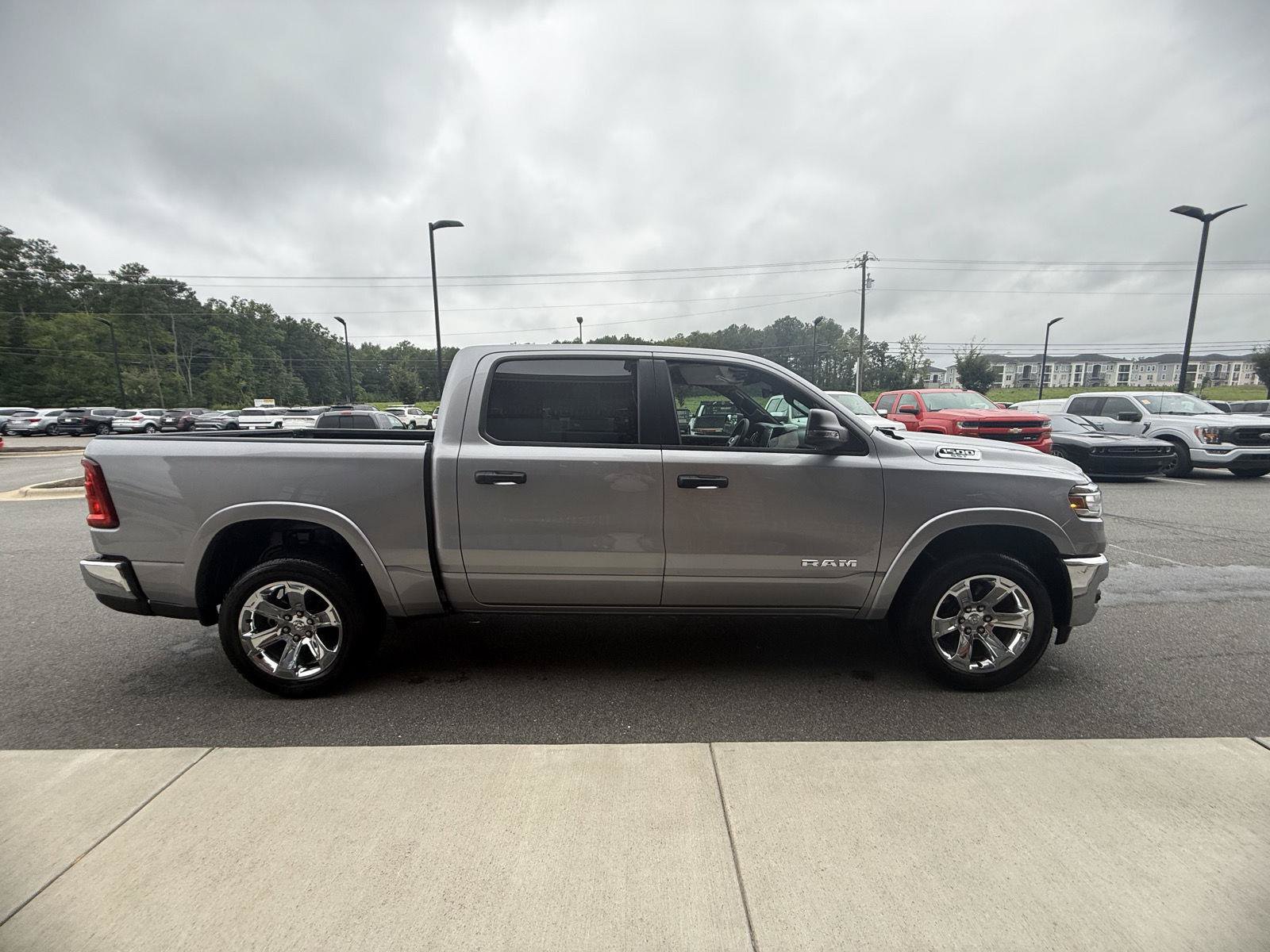 Used 2025 RAM 1500 Big Horn AWD/4WD image 7