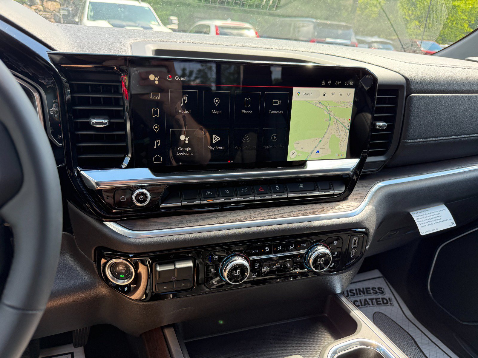 New 2026 GMC Sierra 1500 SLT w/ SLT Premium Package AWD/4WD image 32