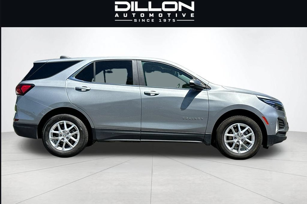 Used 2024 Chevrolet Equinox LT AWD/4WD image 3