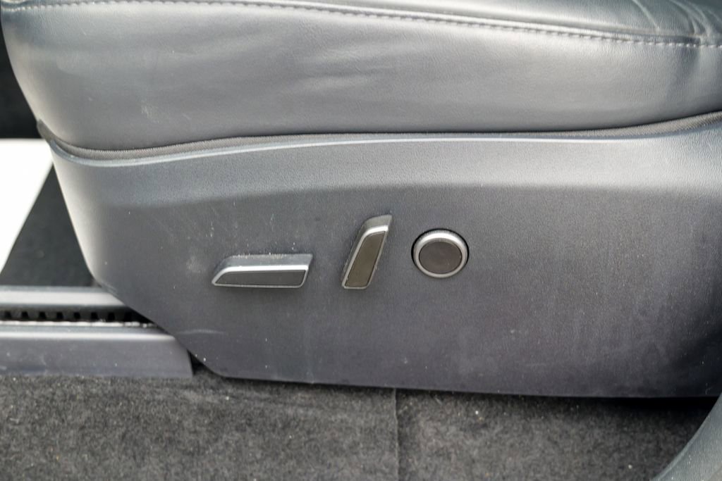 Used 2024 Tesla Model Y Long Range image 23