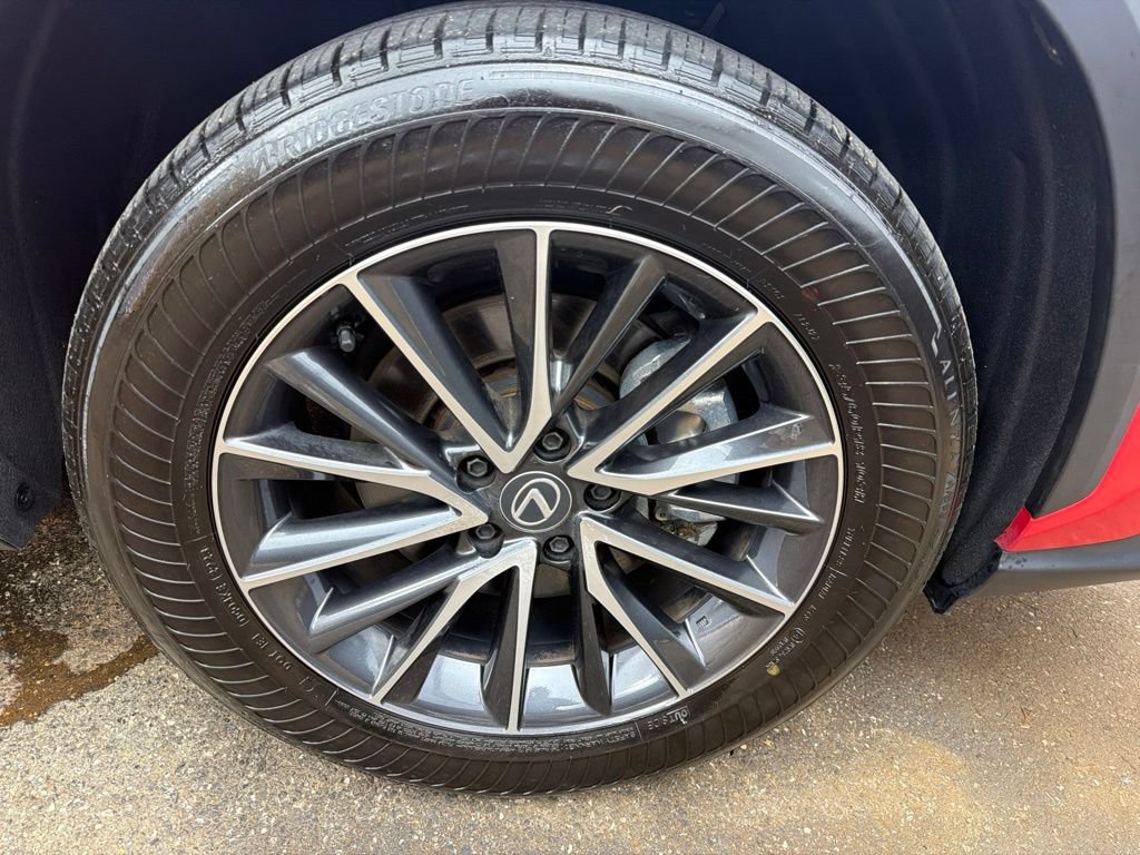 Used 2024 Lexus NX 350h AWD image 32
