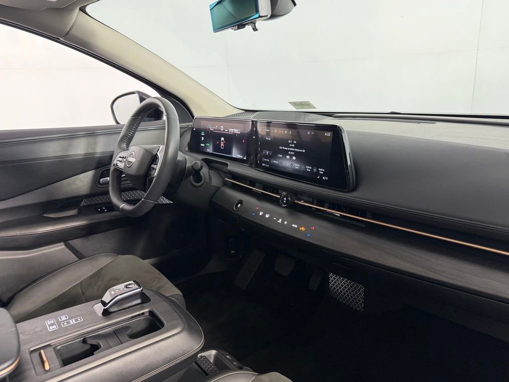 Used 2024 Nissan Ariya FWD image 33
