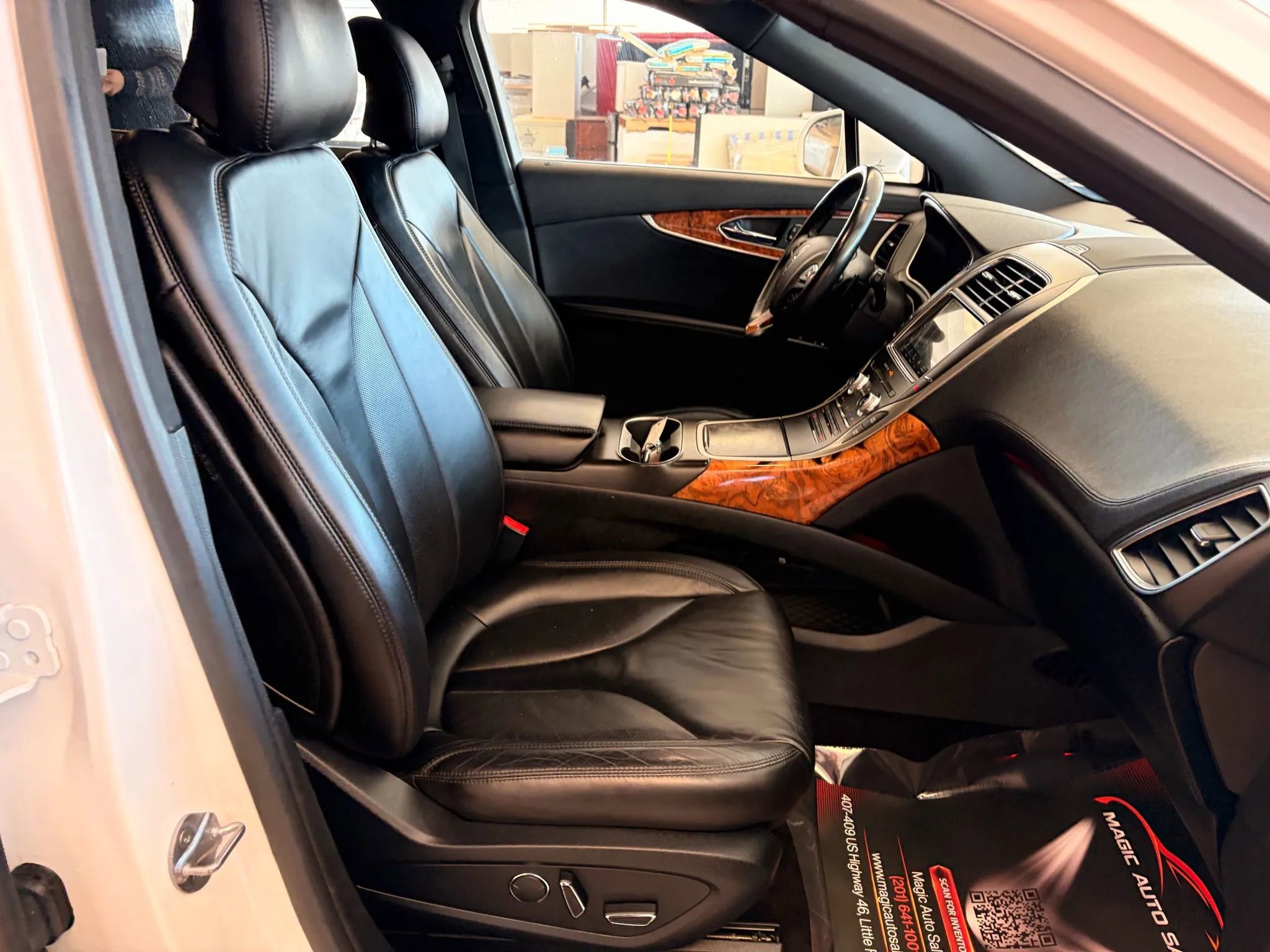 Used 2017 Lincoln MKX Select w/ Select Plus Package image 61