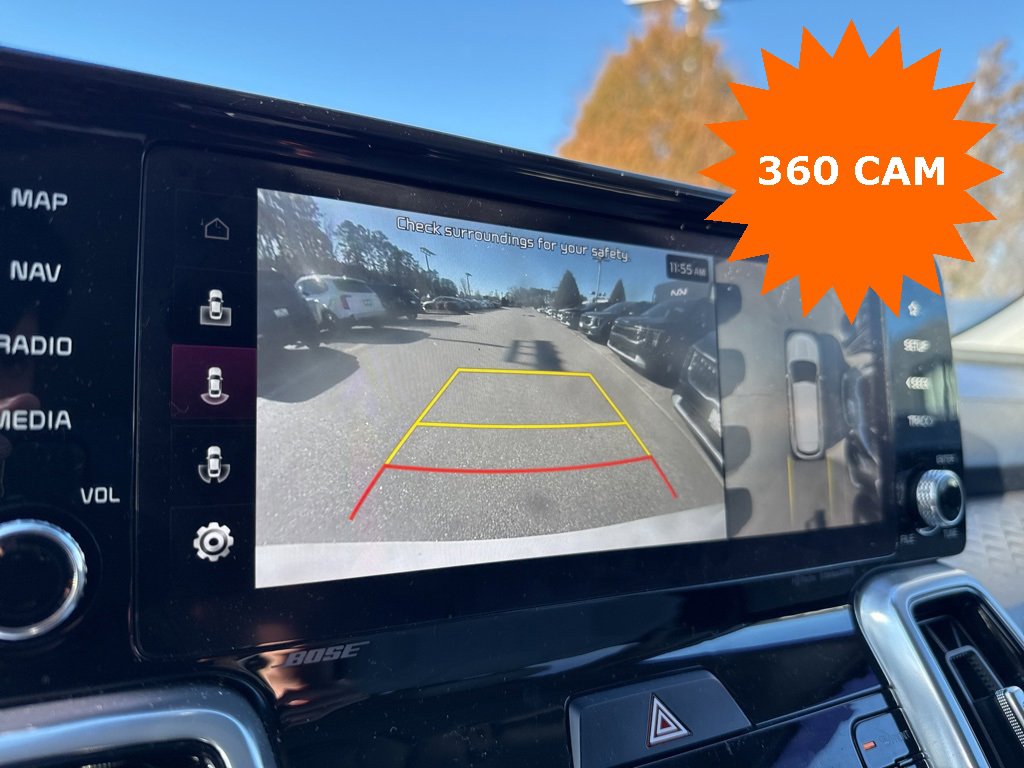 Used 2023 Kia Sorento SX Prestige image 12