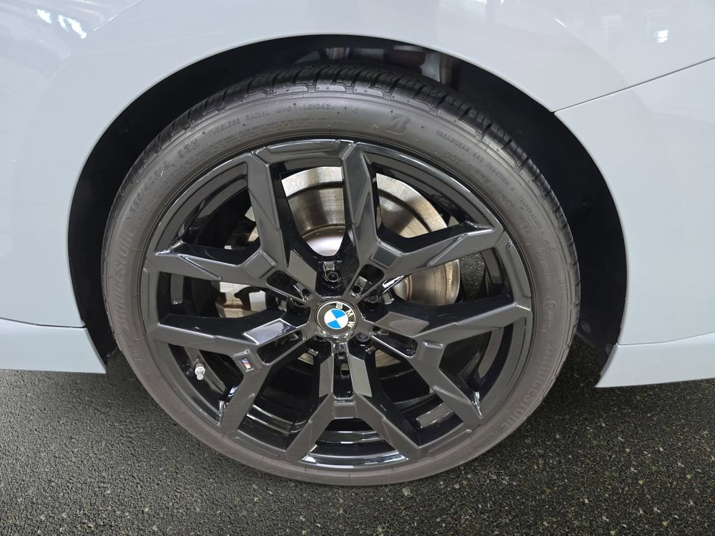 Used 2025 BMW 230i Coupe w/ M Sport Package image 31